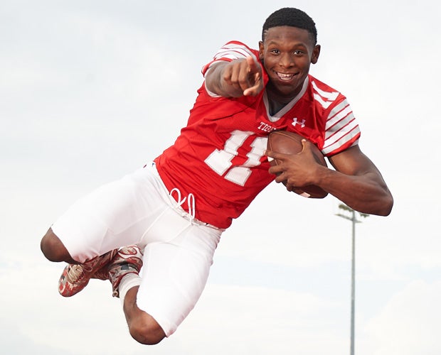 Running back/receiver Kyle Davis