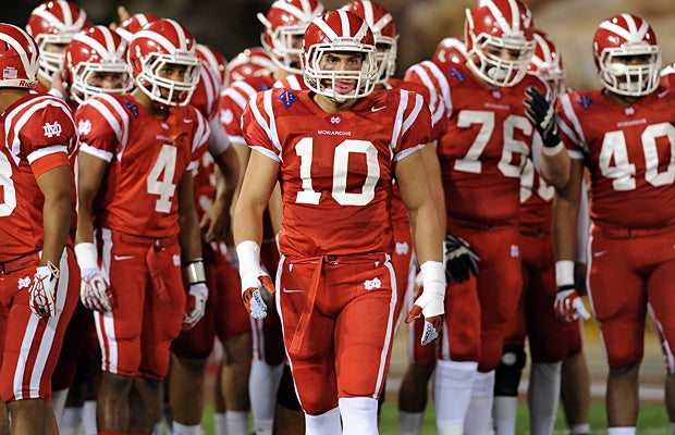 Mater Dei rejoins this week's West rankings at No. 9.