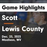 Lewis County falls despite strong effort from  Manny Robinson
