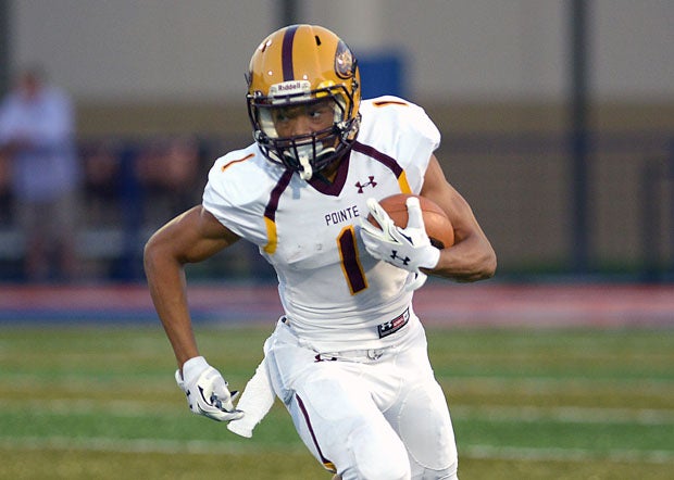 Paul Lucas is one of the fastest players in the country and the biggest game breaker for a No. 17 Mountain Pointe team that is averaging nearly 63 points per game. 