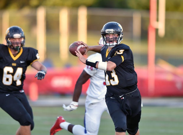 Junior Archbishop Wood quarterback Anthony Russo directed an offense that piled up more than 400 yards in a 42-7 win over North Penn on Friday.