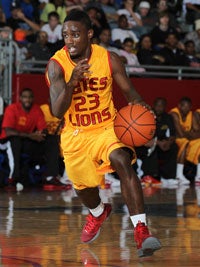 Darrion Martin, Yates