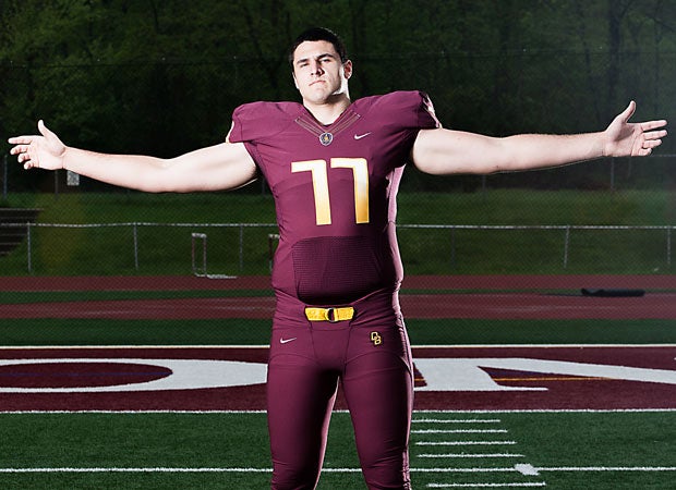 Offensive/defensive lineman Kevin Feder