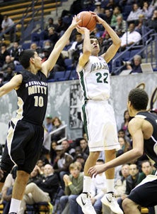De La Salle's Elliott Pitts went
for 16 points on Monday.