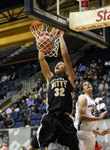 Aaron Gordon goes up for two of his
game-high 32 points in defeat.