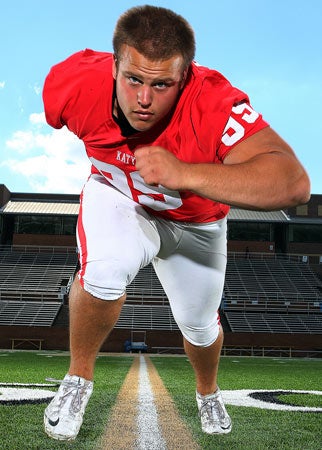 Defensive lineman Jesse Brown