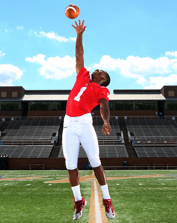 Receiver Tony Mullins