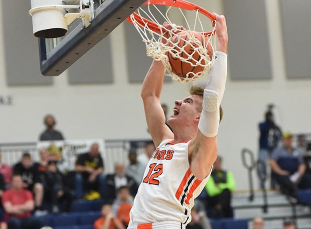 Versailles, led by junior and Ohio State commite Justin Ahrens, ranks No. 5 in this week's MaxPreps/JJHuddle Terrific 10 Small School Poll.