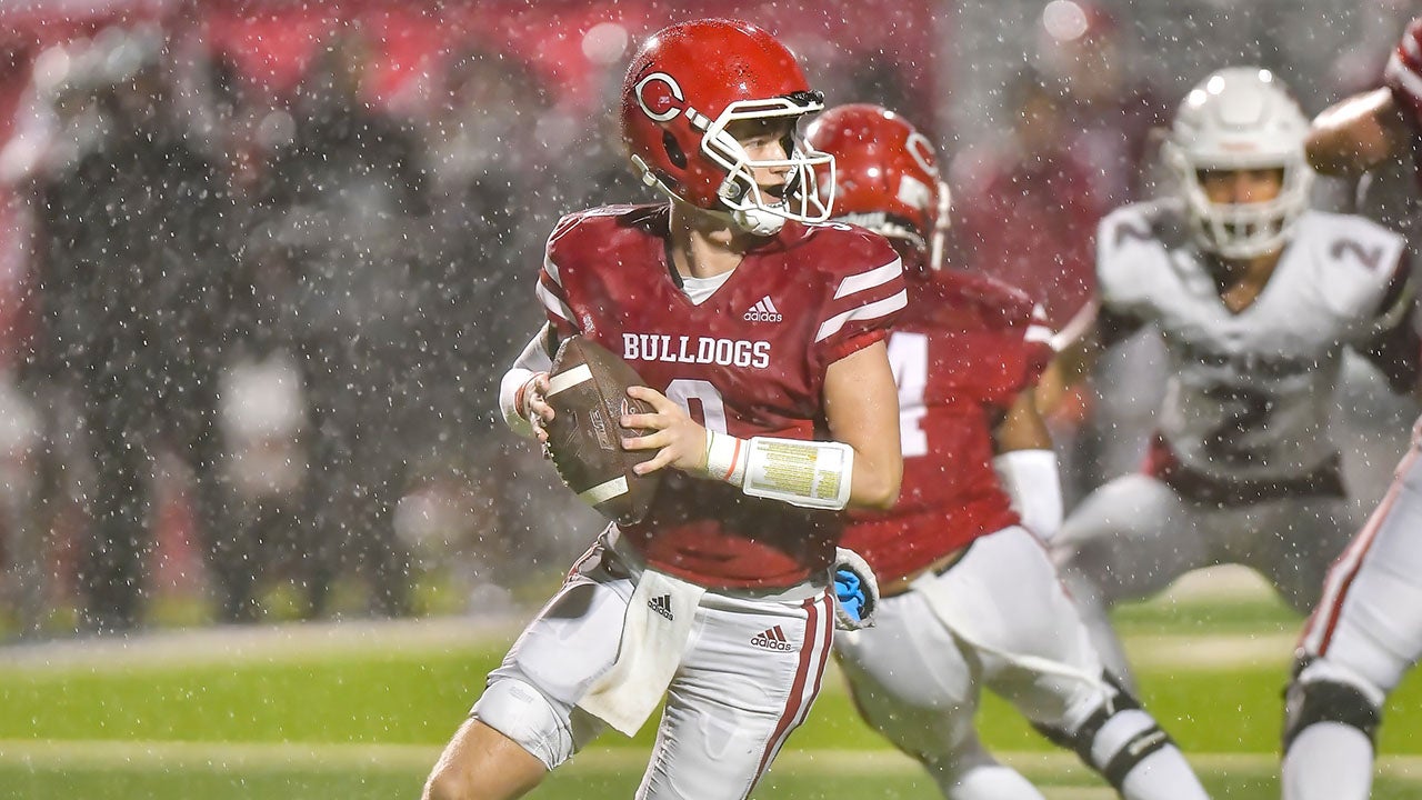 Carthage sophomore quarterback Jett Surratt tops list of Small Town Player of the Year candidates