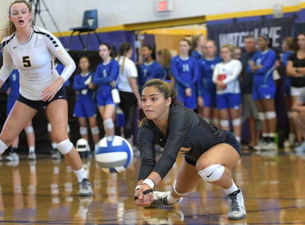 St. Thomas Aquinas won its third straight Florida 8A volleyball title.