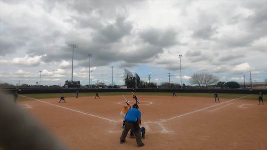 Softball Recap: Nixon Wins Going Away Against Economedes