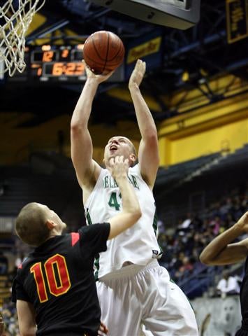 De La Salle's John McArthur led all scorers with 14 points.