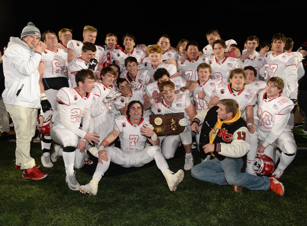 New Canaan comes into 2017 as defending champions.