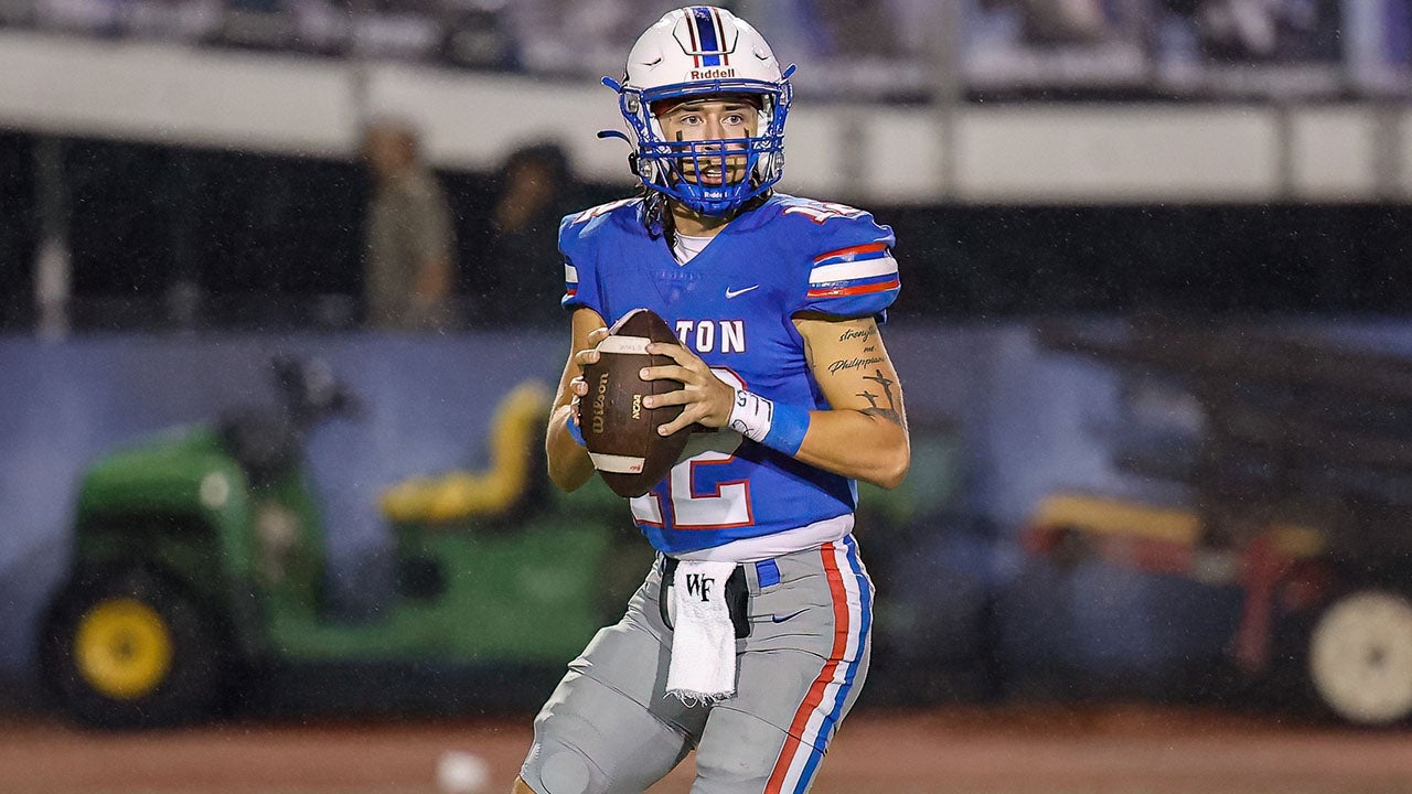 Jeremy Hecklinski named 2023 MaxPreps Georgia High School Football Player of the Year