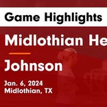 Johnson picks up fourth straight win on the road