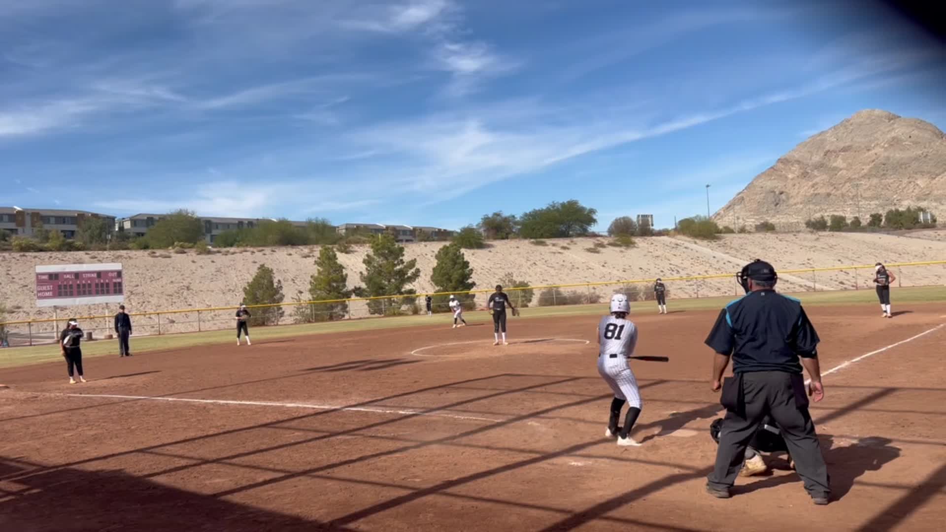 Softball Recap: Sherman Oaks CES Extends Winning Streak to 16