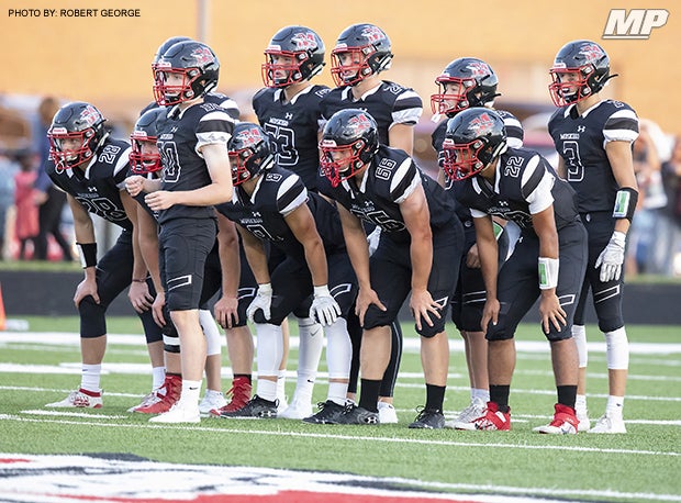Muskego (Wis.) remained unbeaten last week with a 56-14 win over Catholic Memorial (Waukehsa, Wis.) in a meeting of defending WIAA state champions.