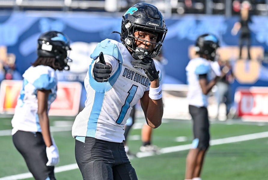 A'mir Sears helped West Broward go 12-3 last fall and reach the Class 6A state championship game in Florda. (PHOTO: Raymond Nanko, MD)
