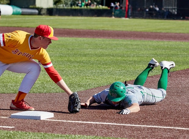 St. Mary's taking on Jesuit.