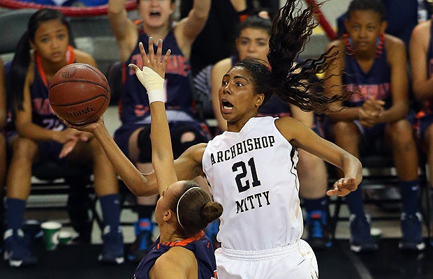 Kelli Hayes, Archbishop Mitty