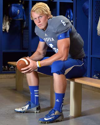 Quarterback Zach Darlington