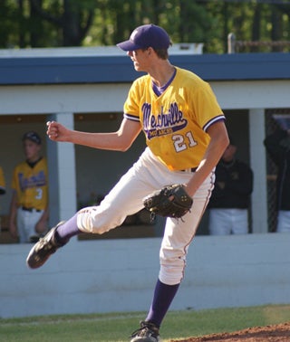 Ethan Carter, Menchville