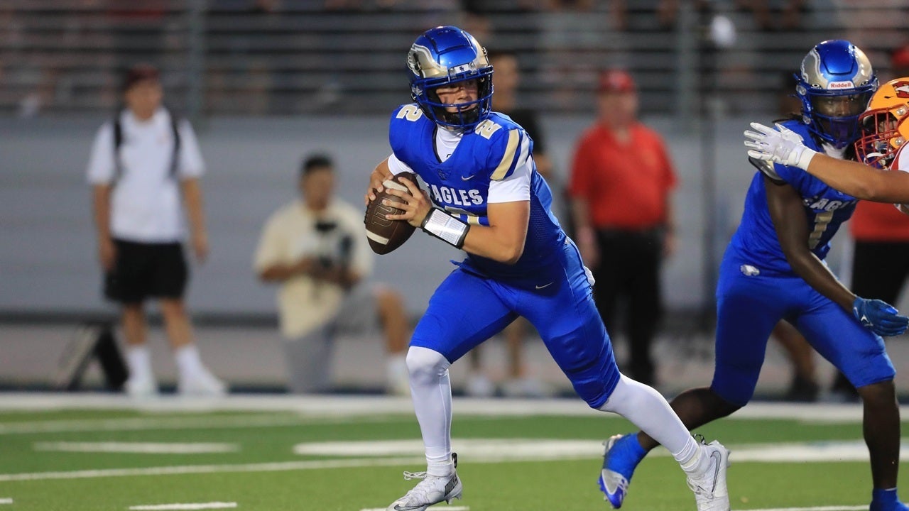 High school football: No. 21 Santa Margarita pulls off overtime upset of No. 9 Corona Centennial in MaxPreps Top 25 showdown