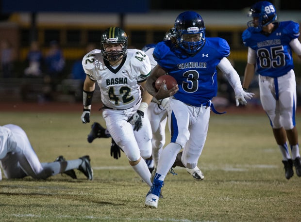 Bryce Perkins and Chandler will face Centennial in a battle of two of Arizona's best football squads.