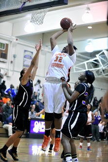 Daisey Powell is one of the most
promising sophomores in Northern
California.