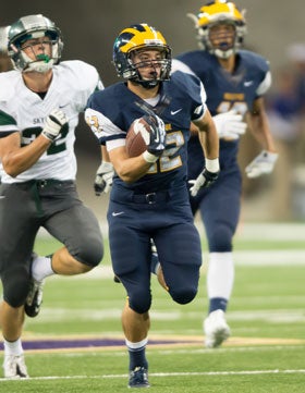 Sam Richmond's 65-yard touchdown run late in the first quarter helped put Skyline away early.