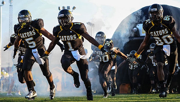 With a big victory over Wando, Goose Creek continues to soar into the playoffs.