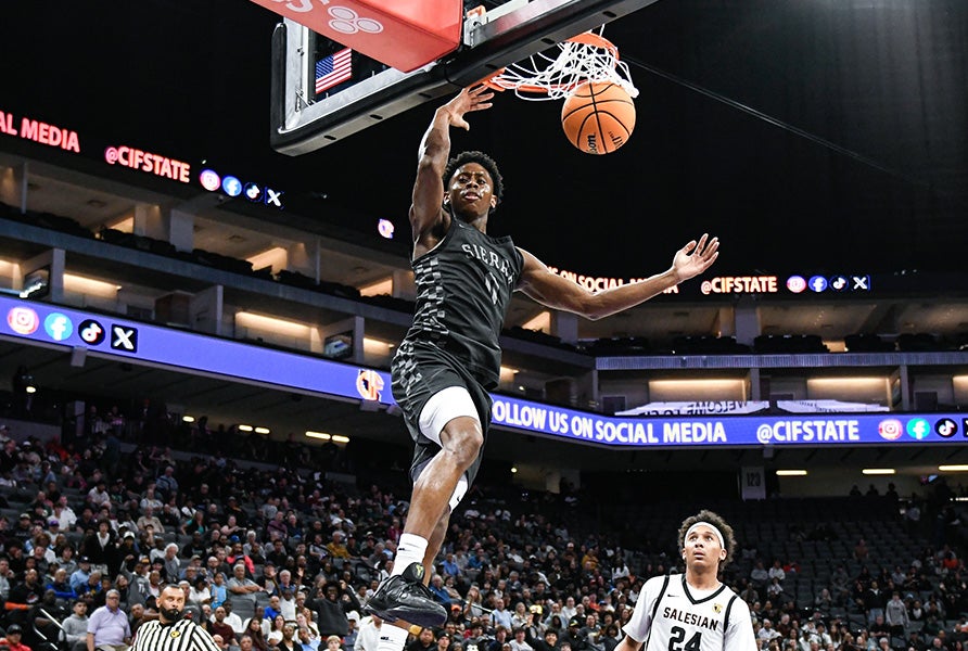 Sierra Canyon senior Brandon McCoy throws down a dunk in the Open Division championship game against Salesian College Prep. McCoy headlines the 2025-26 California All-State Team. (PHOTO: Sam Stringer)