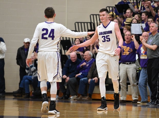 Butler signee Kyle Young (No. 35) helped Jackson win Ohio’s Division I state title. The Polar Bears went 89-14 during Young’s four years in the program.