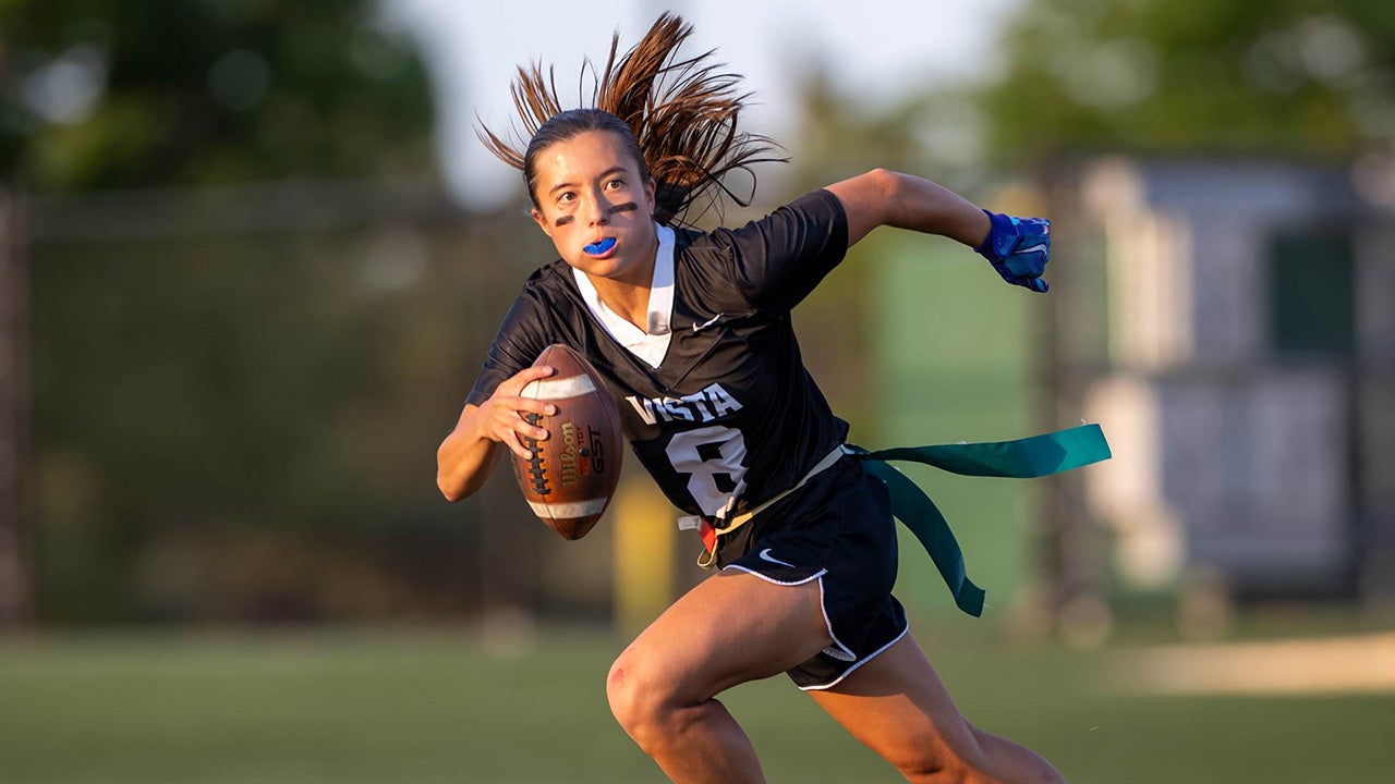 Ariana Akey commits to Nebraska