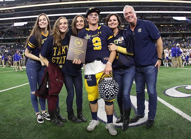 John Stephen Jones poses for a family photo after winning the UIL 5A Division I state championship.