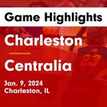 Centralia takes down Carbondale in a playoff battle