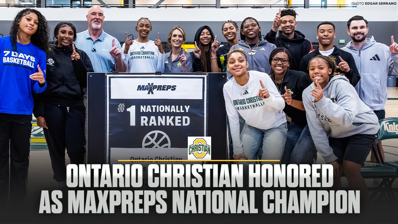 Ontario Christian receives title banner