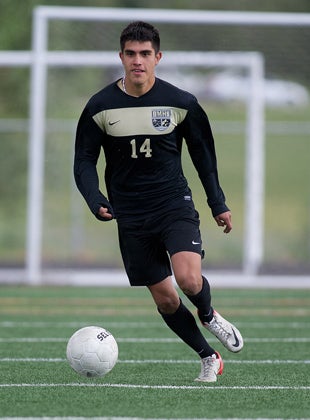 Senior midfielder Roberto Diaz