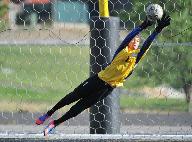 Sophomore goalkeeper Donnie Leavitt