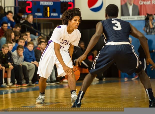 Tyger Campbell operates against La Lumiere at the Marshall County Hoopfest.