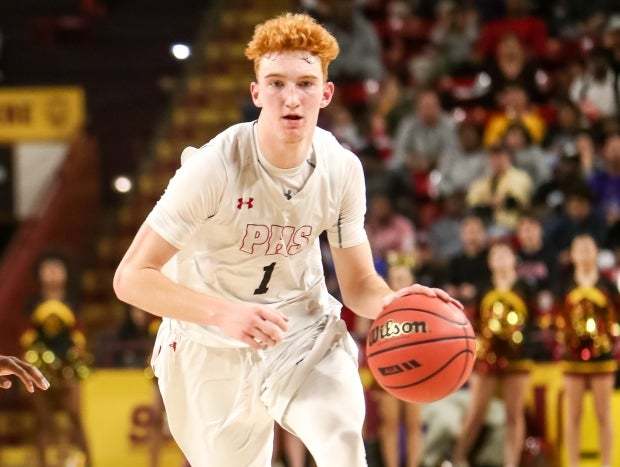 Nico Mannion in action during last year's Class 6A state championship game.