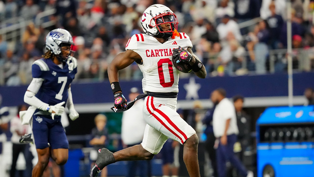 FOOTBALL: Carthage wins 11th Texas title