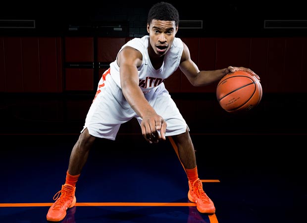 Point guard Miles Reynolds