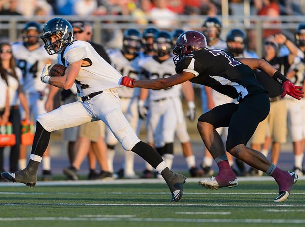 Mack Richards of Alta (Sandy, Utah) hauled in 14 catches for 256 yards.