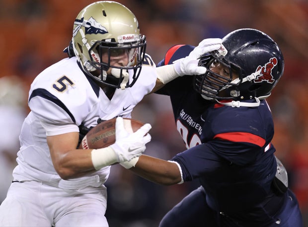 Sean McGrew got St. John Bosco off to a stellar start at Aloha Stadium.