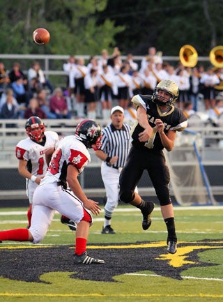 Grove City QB Tyler Dagres (1) during 91-12 win on Friday.
