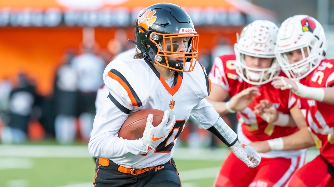 Connecticut high school football playoff brackets and scores: Weston captures program's first state title