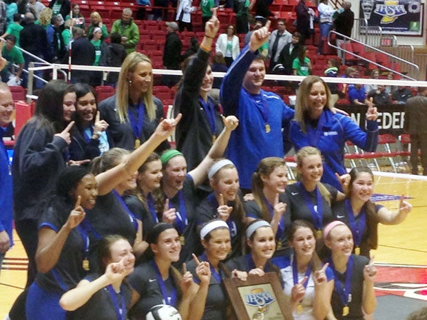 Moments after Carmel won its first 4A Indiana State championship last week, earning the Greyhounds the MaxPreps Indiana Team of the Week honor. 