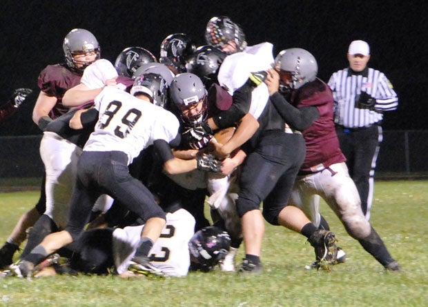 The Golden Falcons have recorded three shutouts during a seven-game win streak.