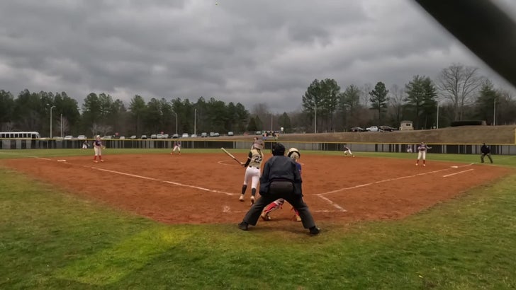 Softball Recap: Draughn Picks Up Third Consecutive Win